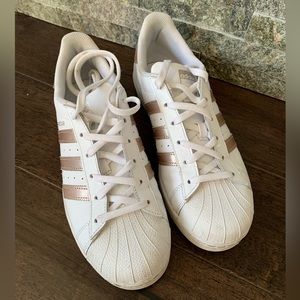 Adidas Rose Gold Superstar Sneakers Women Size 8.5  fits like 9